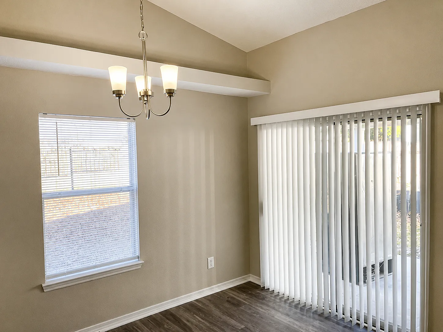 3 bed, 1748 sqft, $1,825 — Photo 4