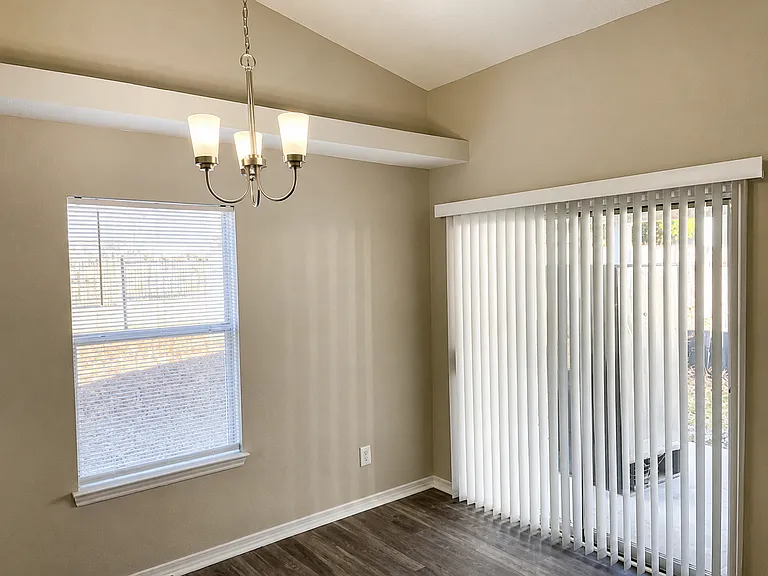 124 Sandstone Trl — Photo 4