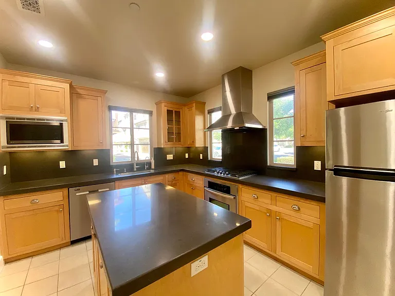 559 Palo Verde Cmns — Photo 9