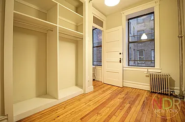 Rented by Next Door Realty NYC