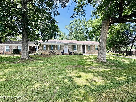 2nd image of 408 Dell Rd