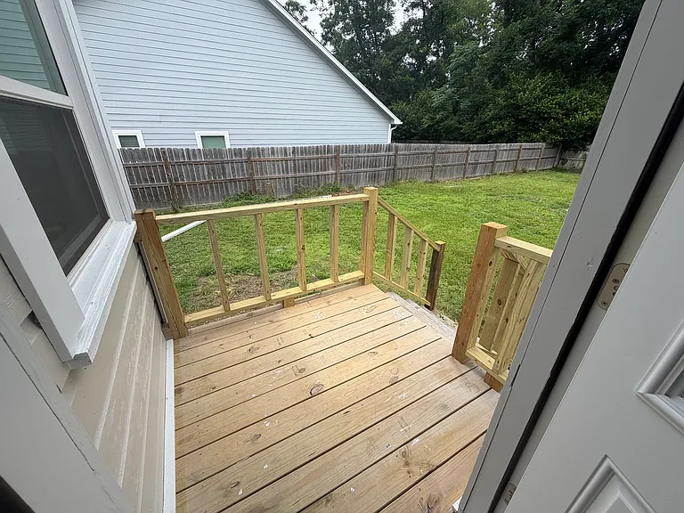 512 Buffalo St — Photo 14