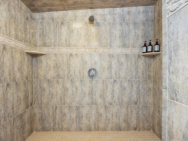 5123 Ventnor Ave #B — Photo 19