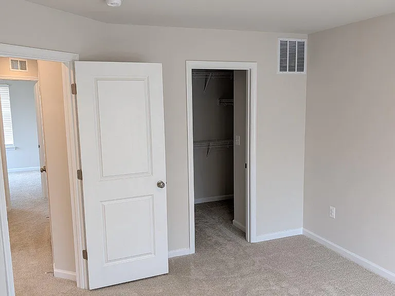 266 Swan Ave — Photo 23