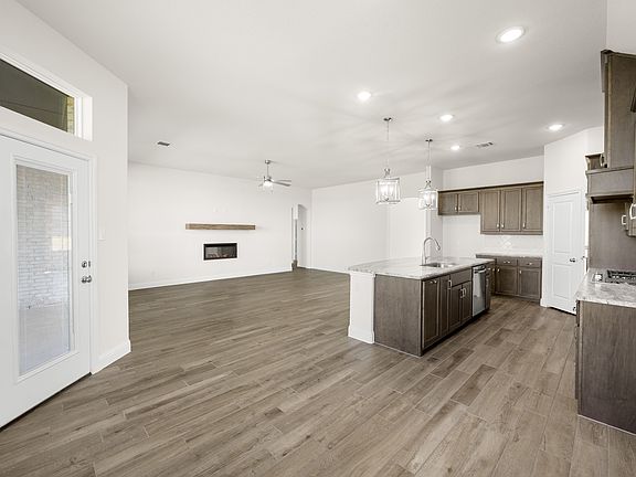 7th image of this home