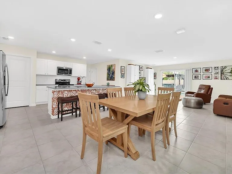 4382 Sunny Creek Pl — Photo 8