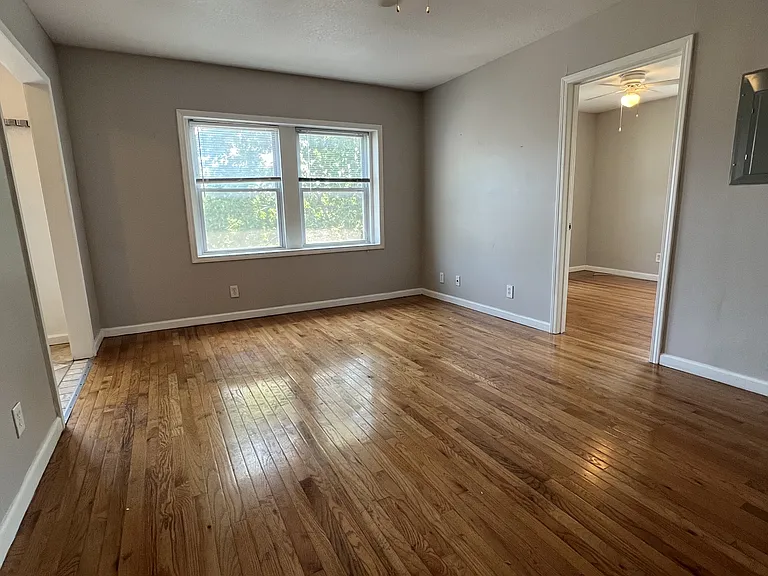 3401 Central St #302 — Photo 1
