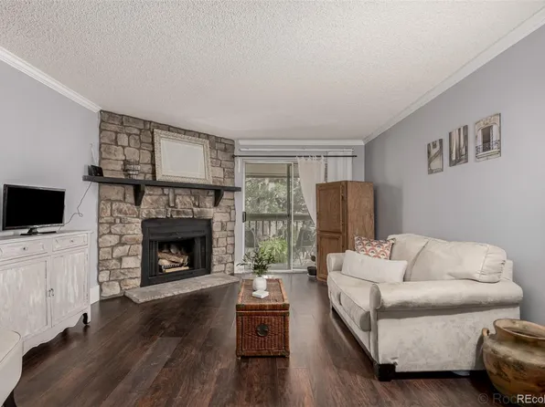 1863 S Pitkin Circle #B, Aurora, CO 80017