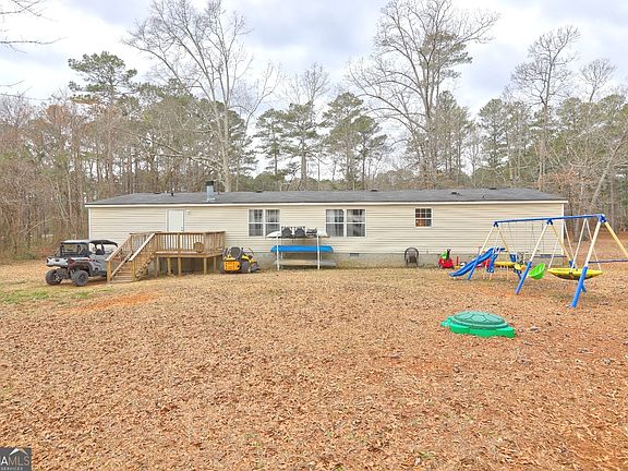 5th image of 103 Silver Dollar Rd