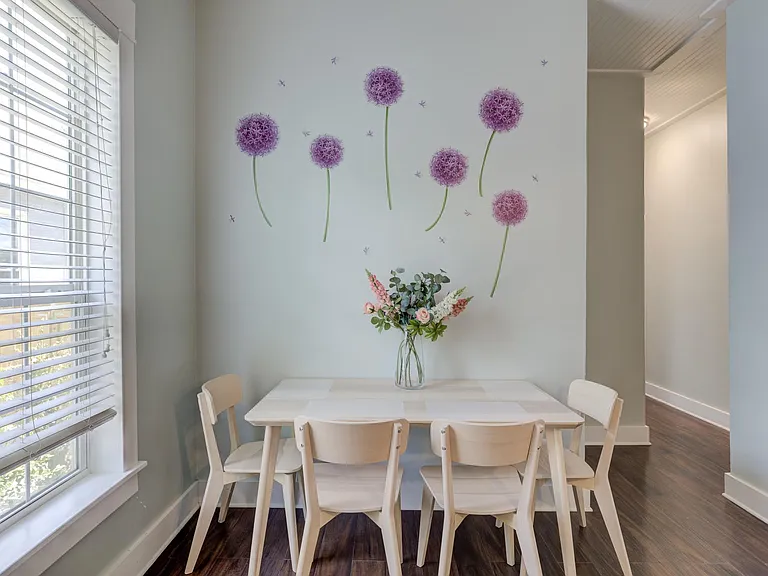 1075 Meda St — Photo 8