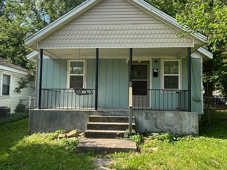 2156 W High St — Photo 1