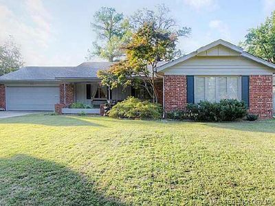 6112 E 50th St, Tulsa, OK, 74135