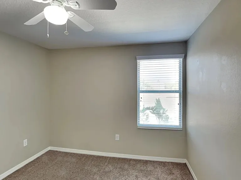 7610 Forest Mere Dr — Photo 8