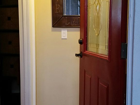 2nd image of 1649 Knollwood Cir