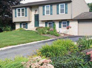 120 Winter Hill Rd, Lititz, PA 17543