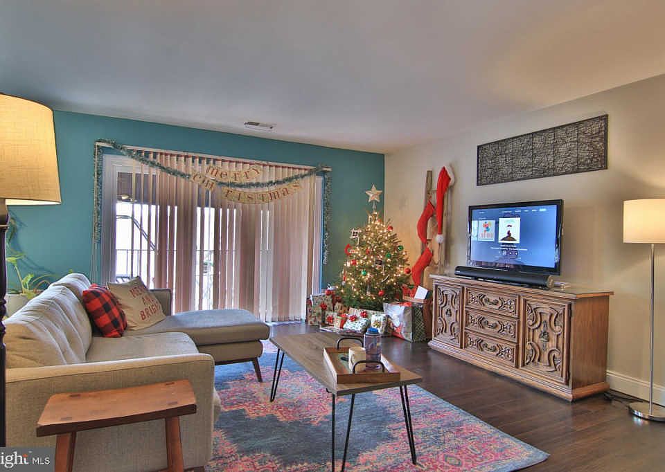 1st image of 603 Oakland Hills Ct APT 401