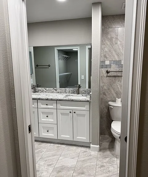 8534 N Wallingford Ave — Photo 8