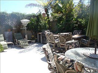 3rd image of 1044 Ashpark Ln