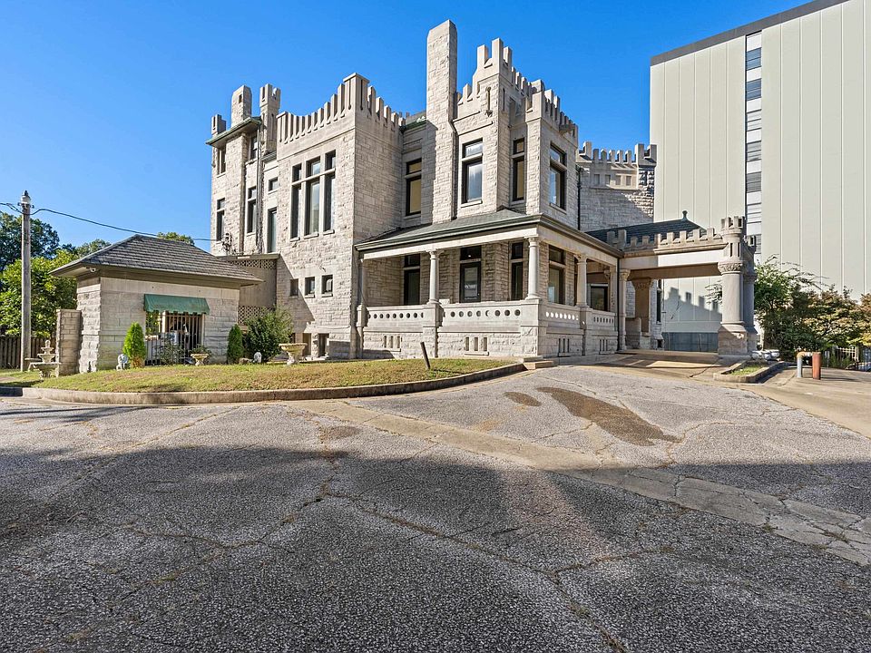 7th image of this home