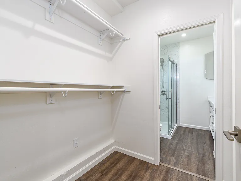 16318 Maubert Ave #B — Photo 12