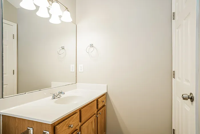 7513 Brighton Hill Ln — Photo 15