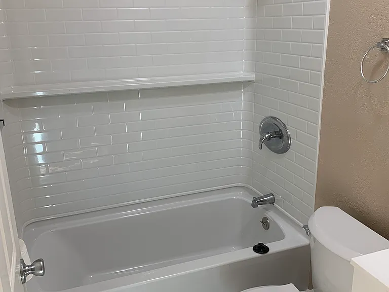 1536 W Wardlow Rd #11 — Photo 8