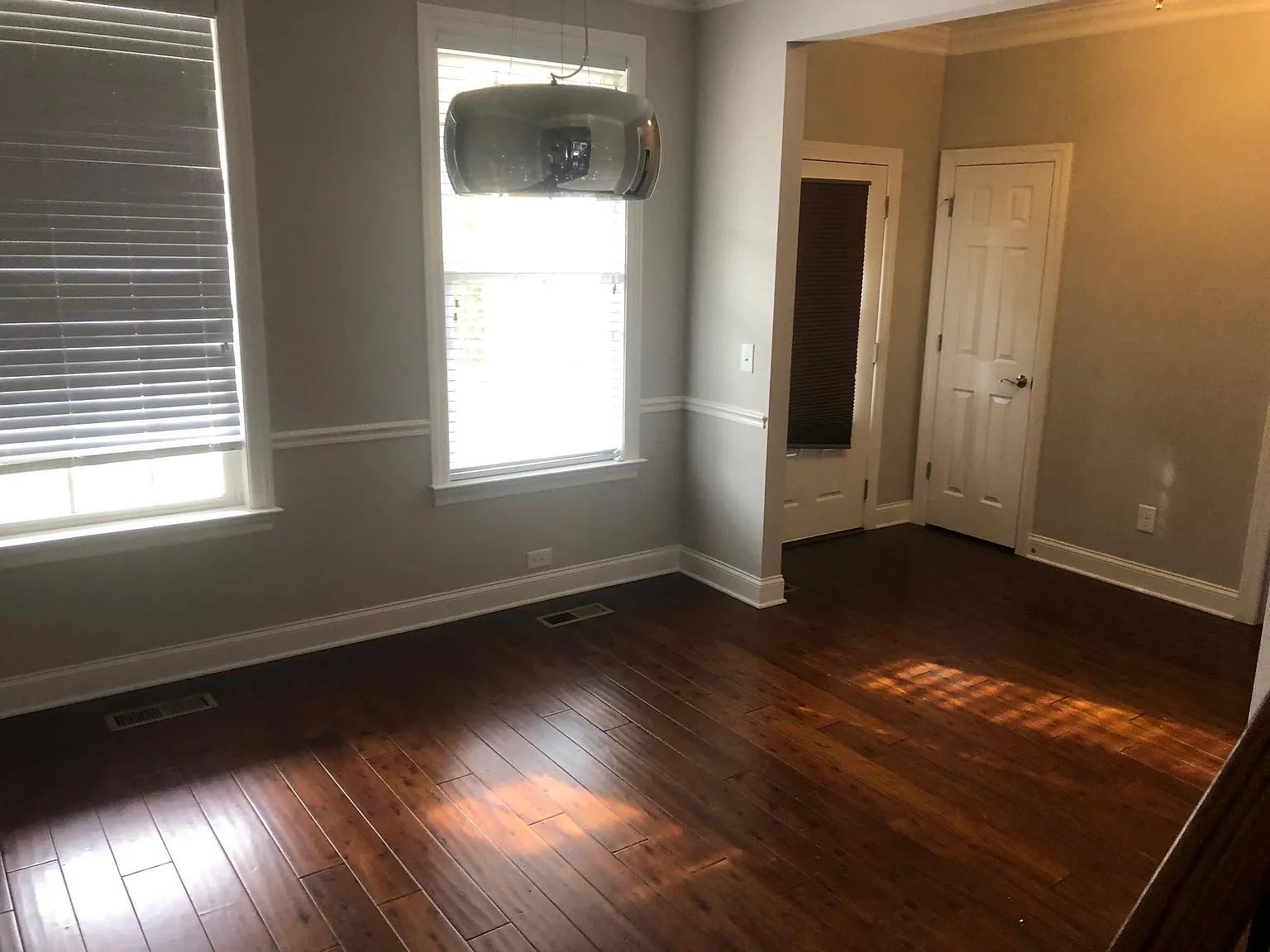 93 Berry Hill Dr — Photo 4