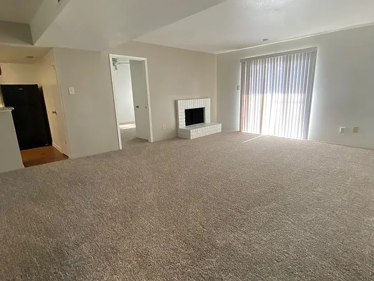 Emerald Cove Apartments — Photo 111