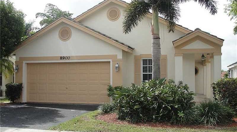 1st image of 8900 Lake Park Cir N