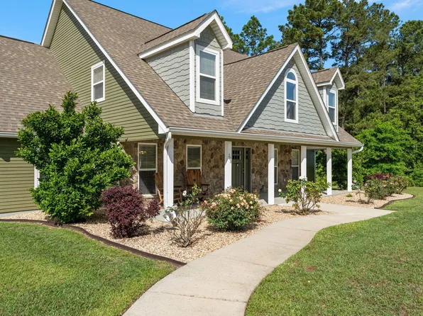 305 Pine Ridge Dr, Petal, MS 39465