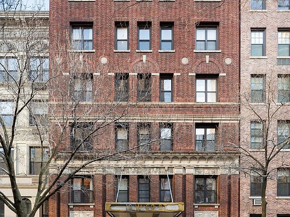 2nd image of 19 W 69th St APT 1201