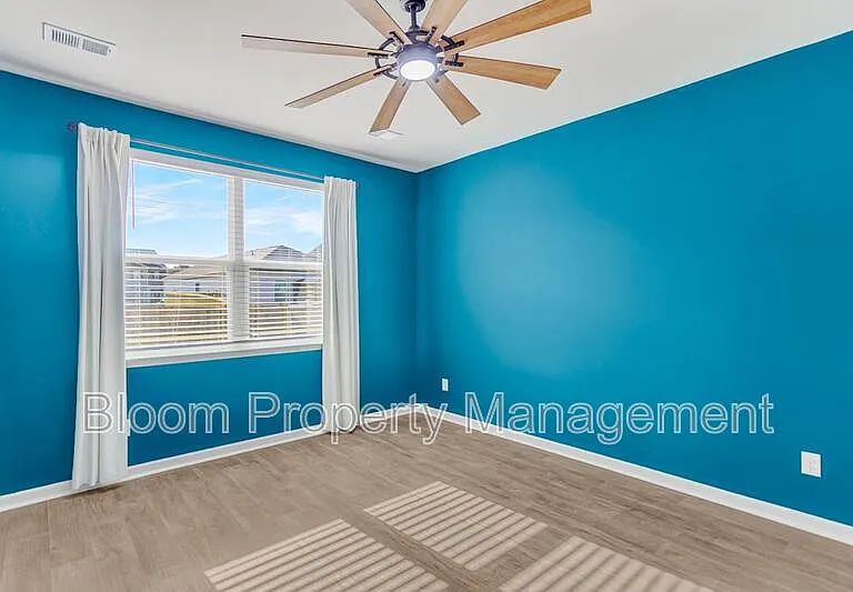 828 Lilyford Ln — Photo 21