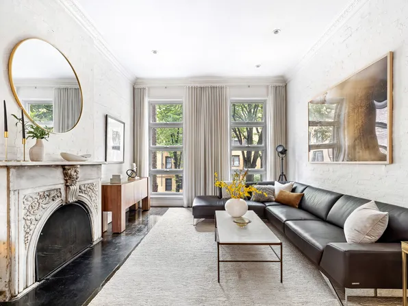 262 West 25th Street image 1 of 12