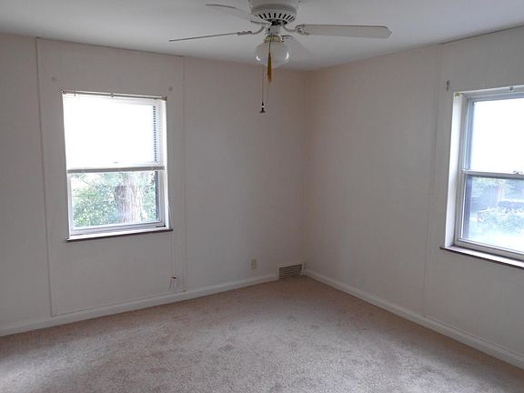 5th image of 4449 Harrison Ave Floor 1