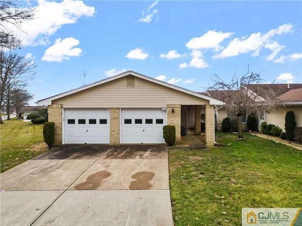 779 Ardmore Rd #A, Monroe Township, NJ 08831