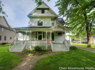 121 Cherry St, Hopkins, MI