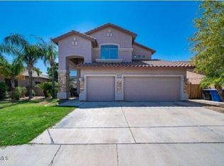 3924 S Hollyhock Pl, Chandler, AZ 85248