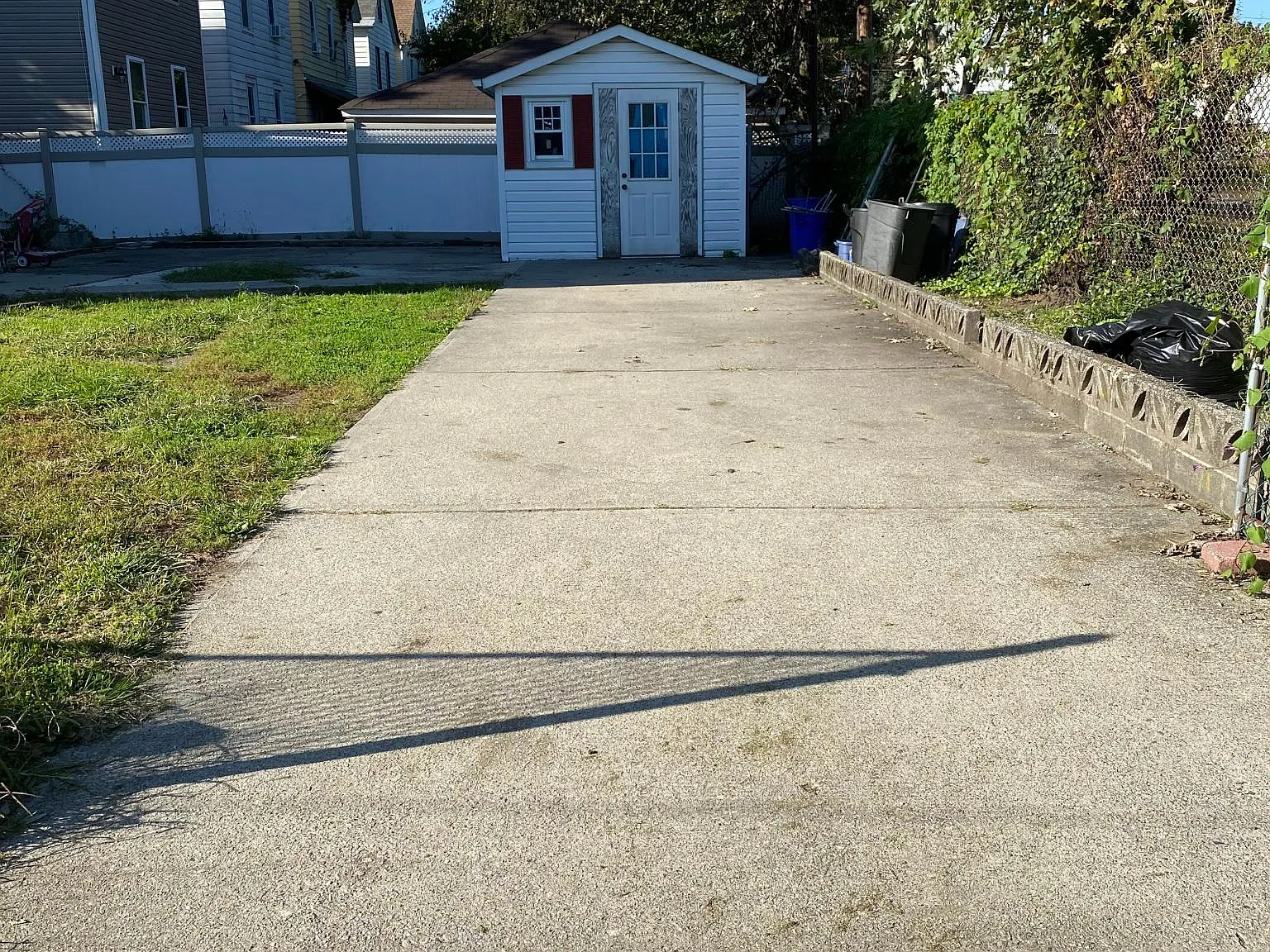156 Cambridge Ave — Photo 3
