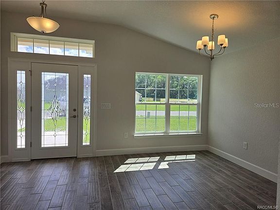 2nd image of 1028 Ibis Cir