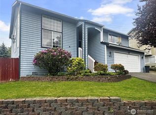 8823 W Mall Drive, Everett, WA 98208