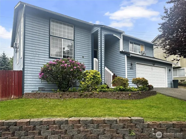8823 W Mall Drive, Everett, WA 98208