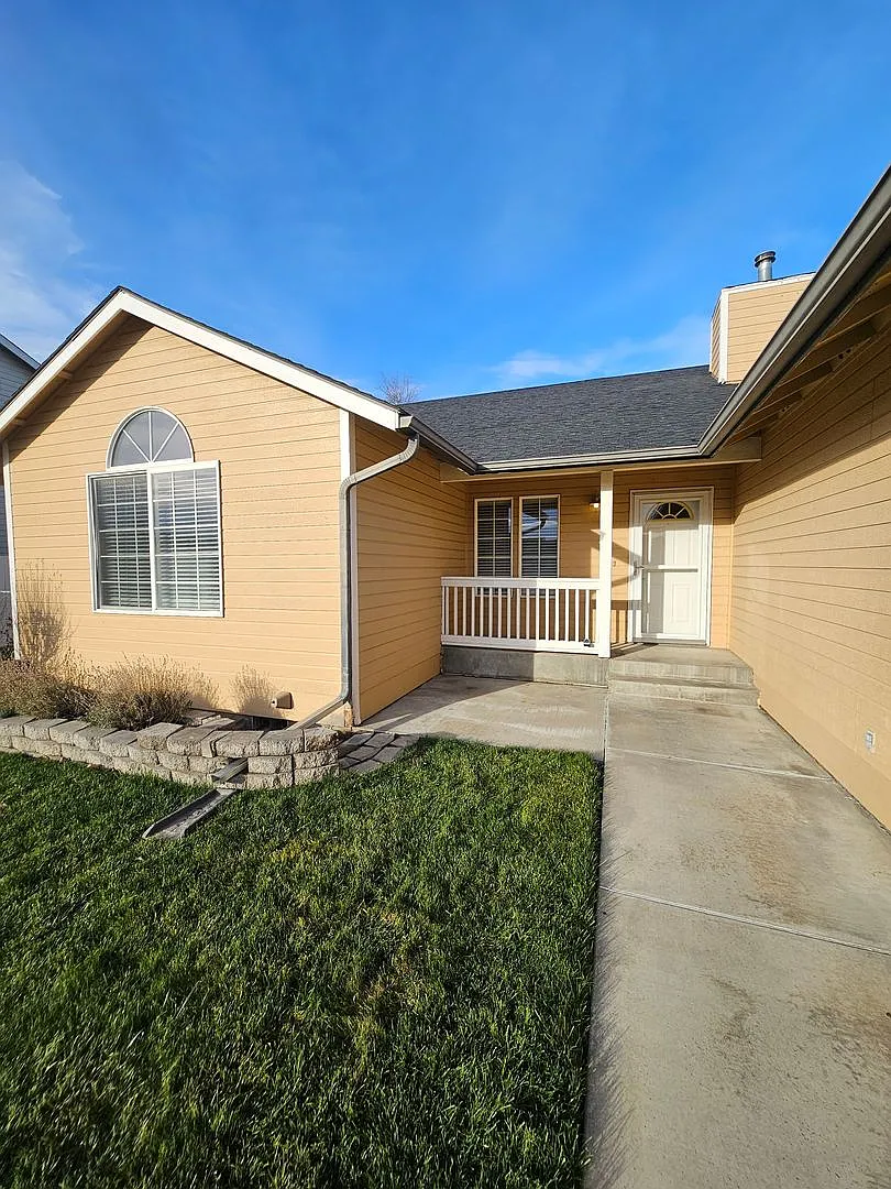 Building Photo - 1346 E Sandpiper Cir