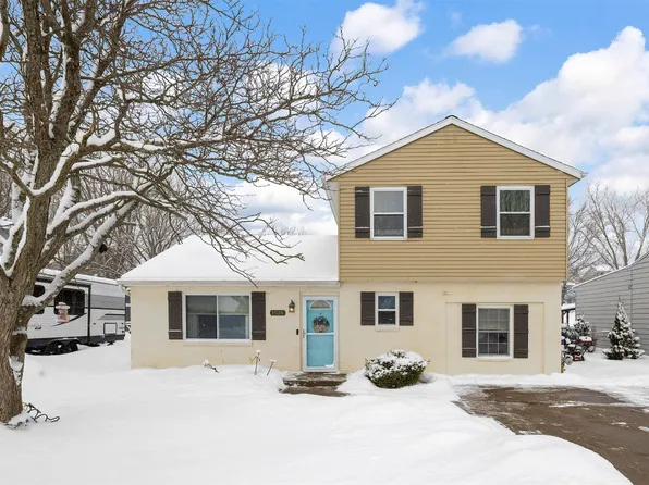 1938 Asheboro Dr, Erie, PA 16510