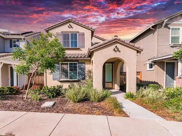 182 E McClintock Ln, Mountain House, CA 95391