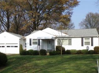 102 Maplewood Ave, Tallmadge, OH