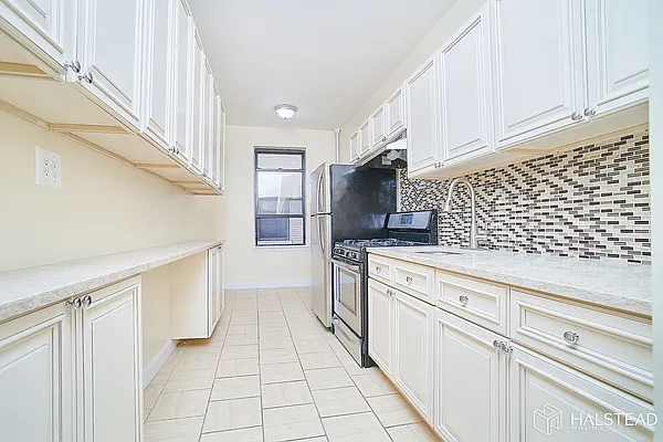 Rented by Halstead Real Estate | media 10