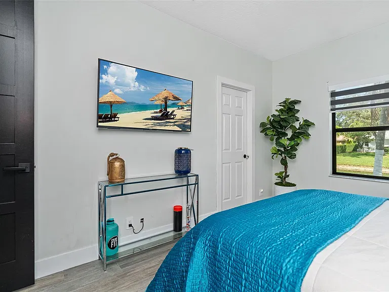 4903 NW 101st Ave — Photo 51