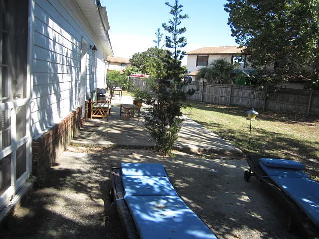 204 Ann Cir #C — Photo 17