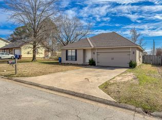 700 Cedar Ln, Fort Smith, AR 72908