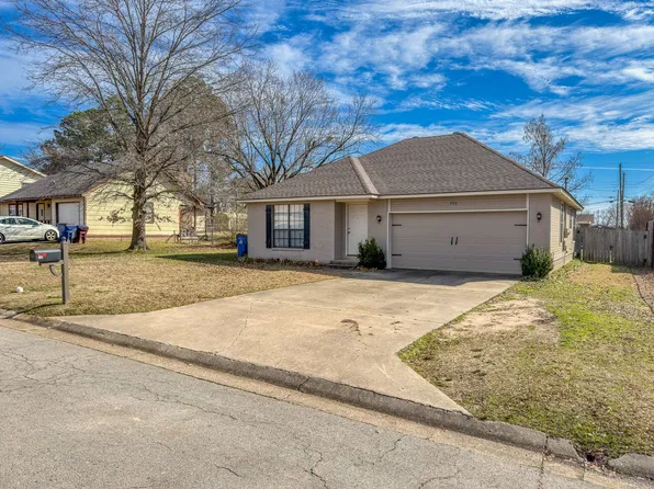 700 Cedar Ln, Fort Smith, AR 72908